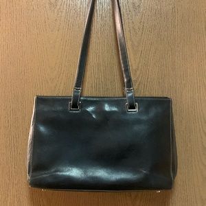 Perlina black leather bag